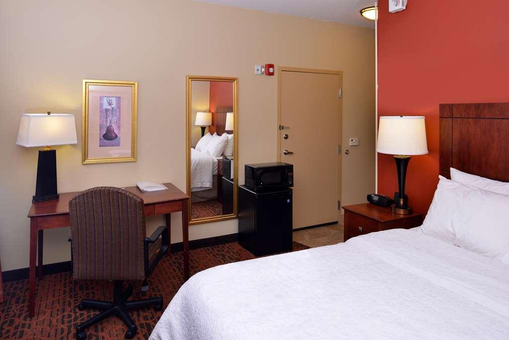 Hampton Inn Keokuk Δωμάτιο φωτογραφία